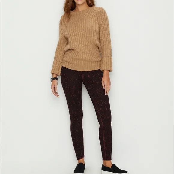 Lysse Reversible High Waist Leggings - Picture 5 of 10